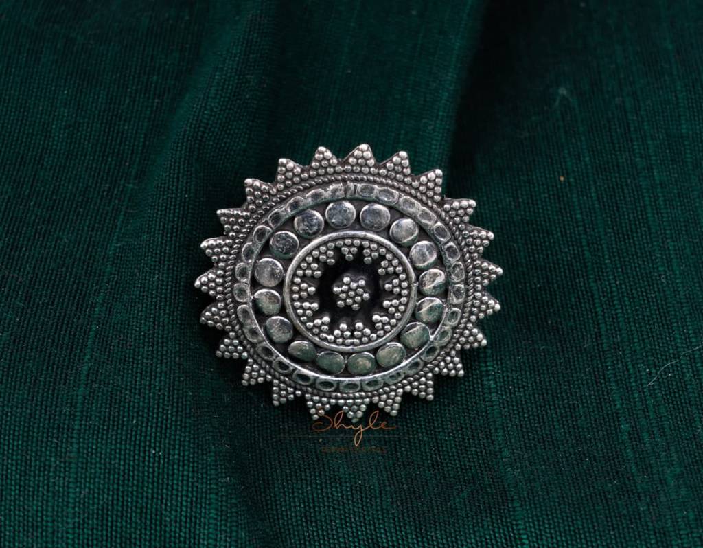 Adya Chakra Intricate Ring : SR1034