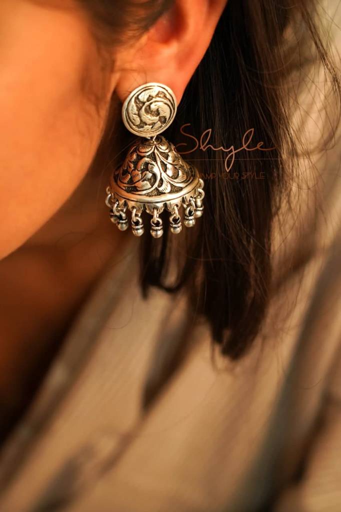 Tattva Intricate Chitai Classic Jhumka : SE7005