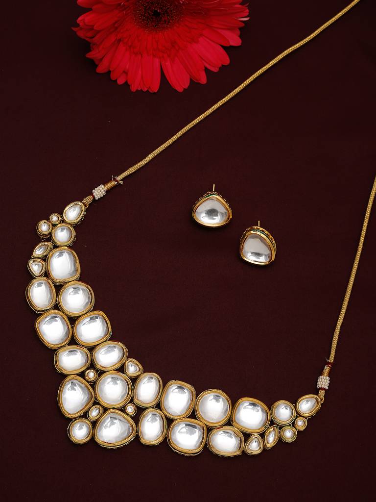 Layered Kundan Choker With Studs : RUBYM61