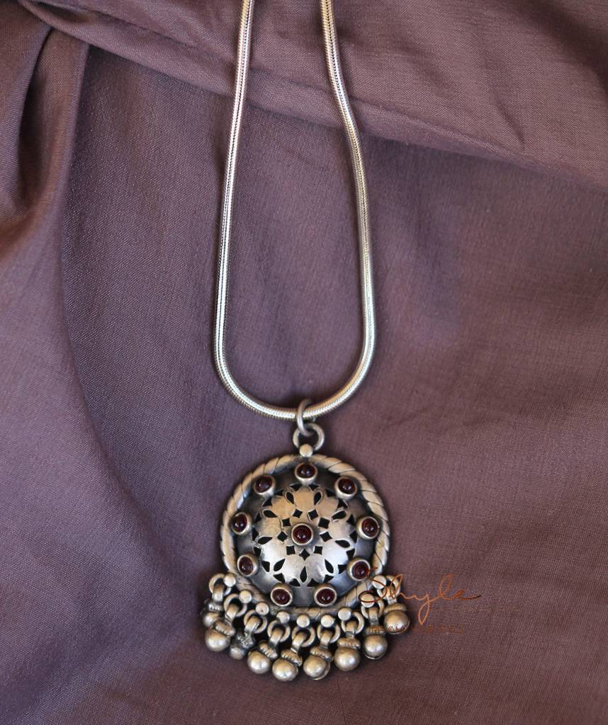 Moh Finely Carved Stone Studded Necklace : SE603-1-1-1-1-1-1-3-1-1-1-1