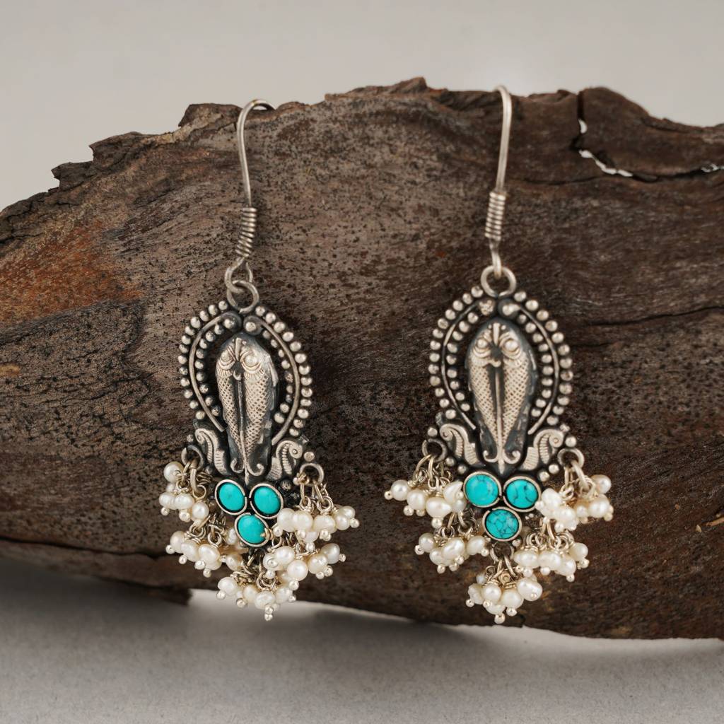 Silver Fish Earrings : SSE639