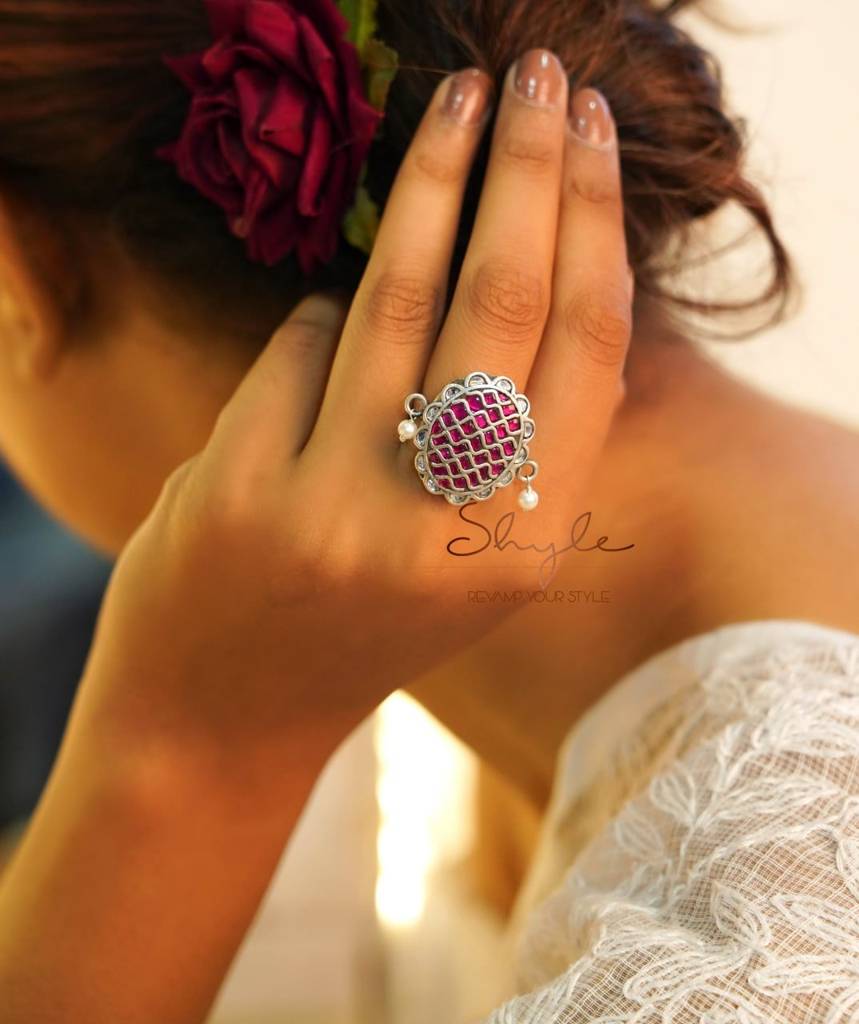 Essence Fine Kundan Statement Ring : SR1025-2