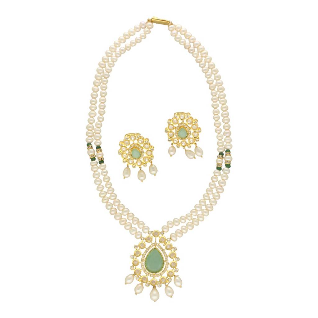 Shalin Exquisite Pearl Necklace Set : JPSEP-24-015