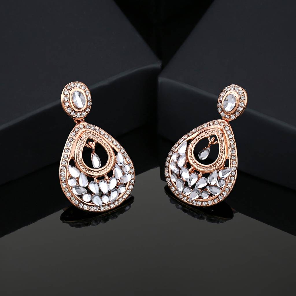 Estele Rosegold Plated Beautiful Drop Designer Earrings For Women : 626707-RGER