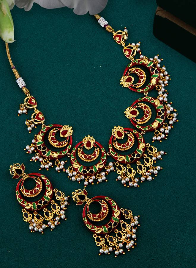 Tahira Traditional Chandbali Necklace Set : 8905124082036
