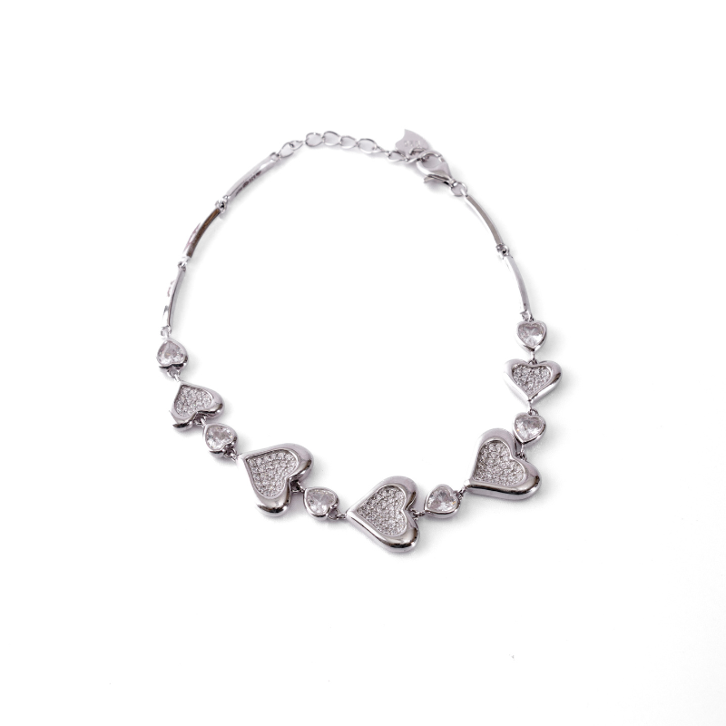Amora Hearts  Bracelet : JEWBRA22