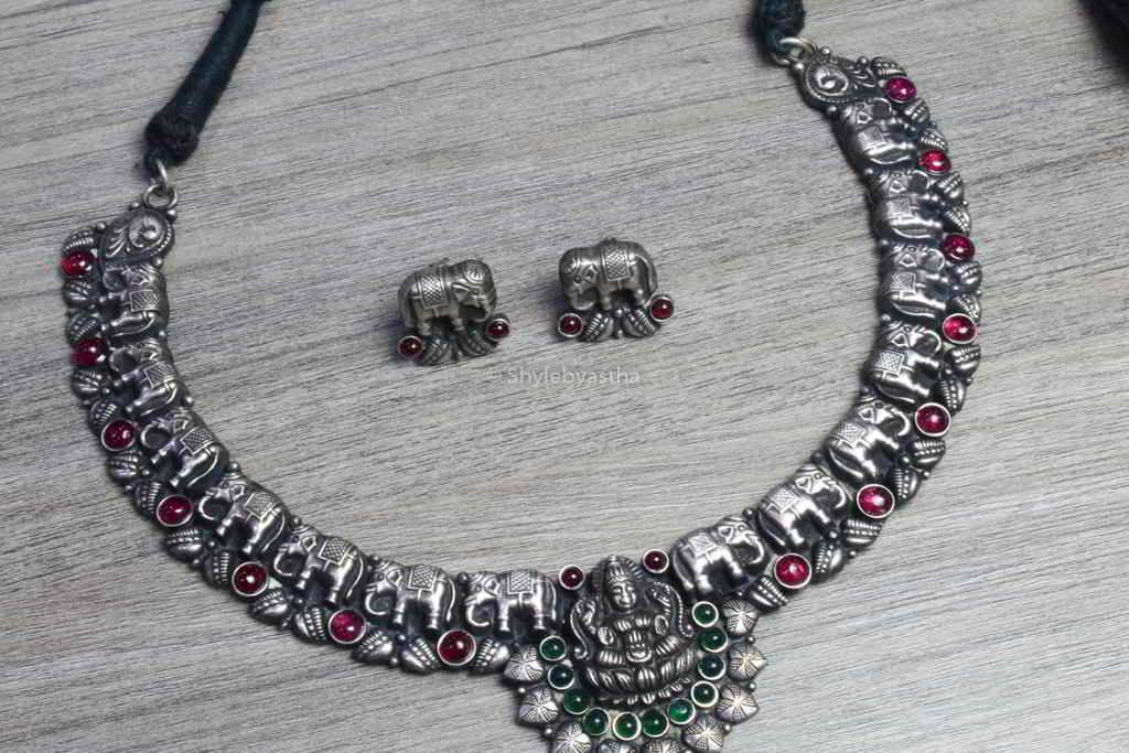 Tattavam Lakshmi Necklace Set Temple Jewelery : SN170