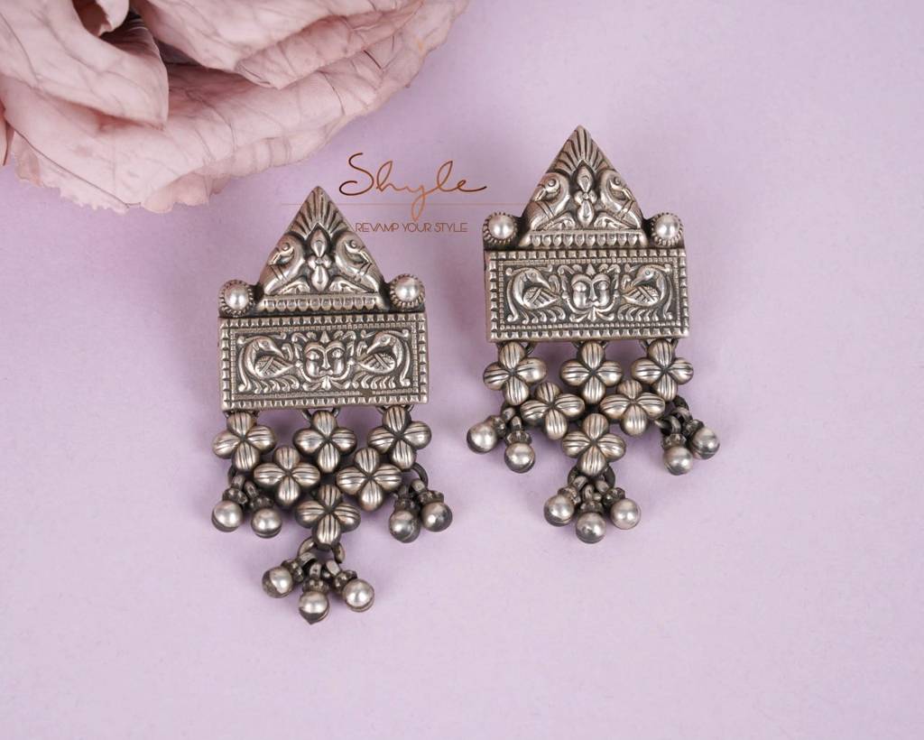 Mizoya Tribal Peacock Detailed Jali Earrings : SE5249