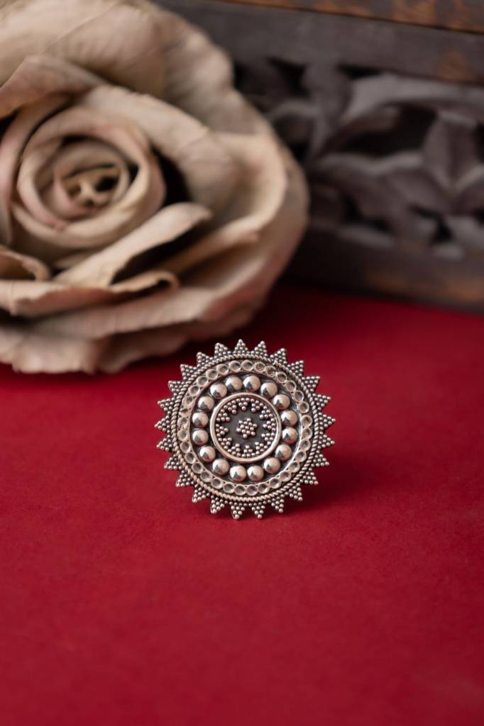 Adya Intricate Chakra Ring : SR180230