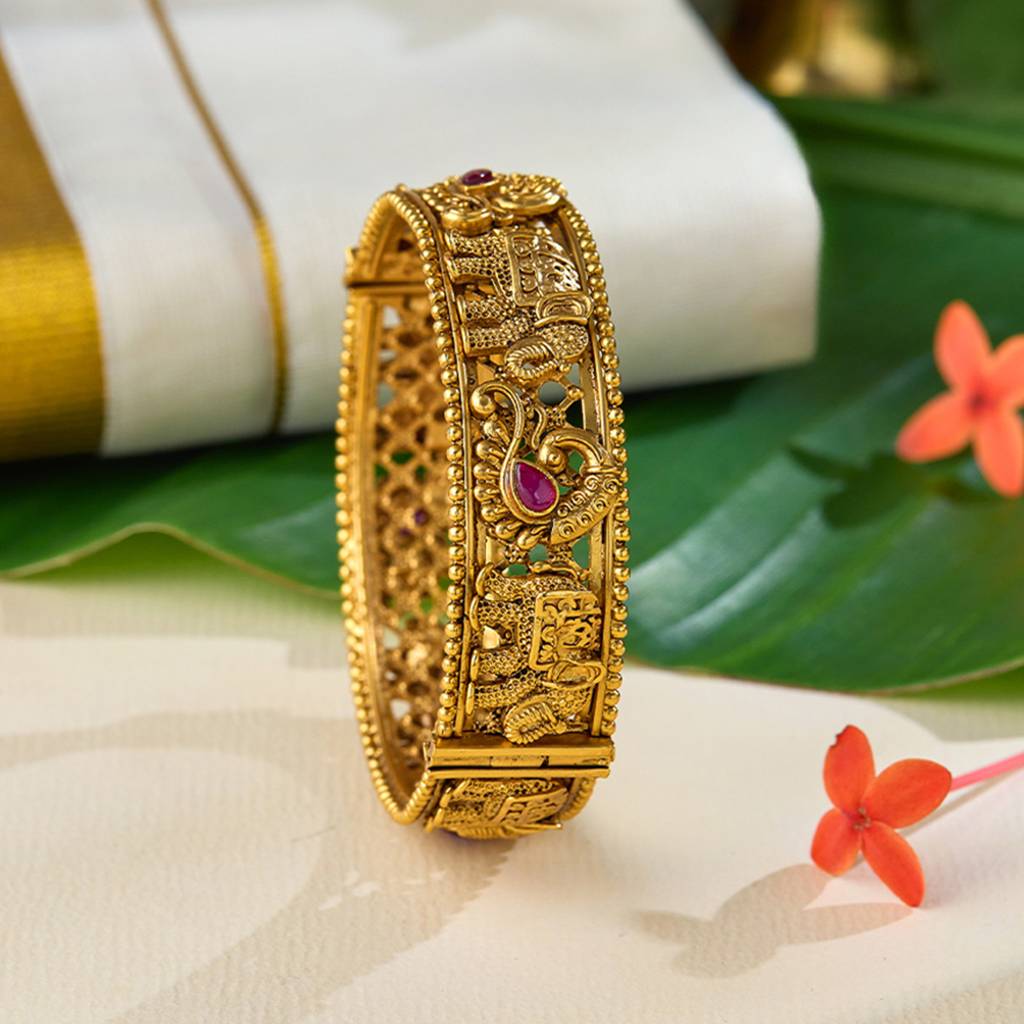 Kushal'S Fashion Jewellery Ruby Gold-Plated-Antique Bangle