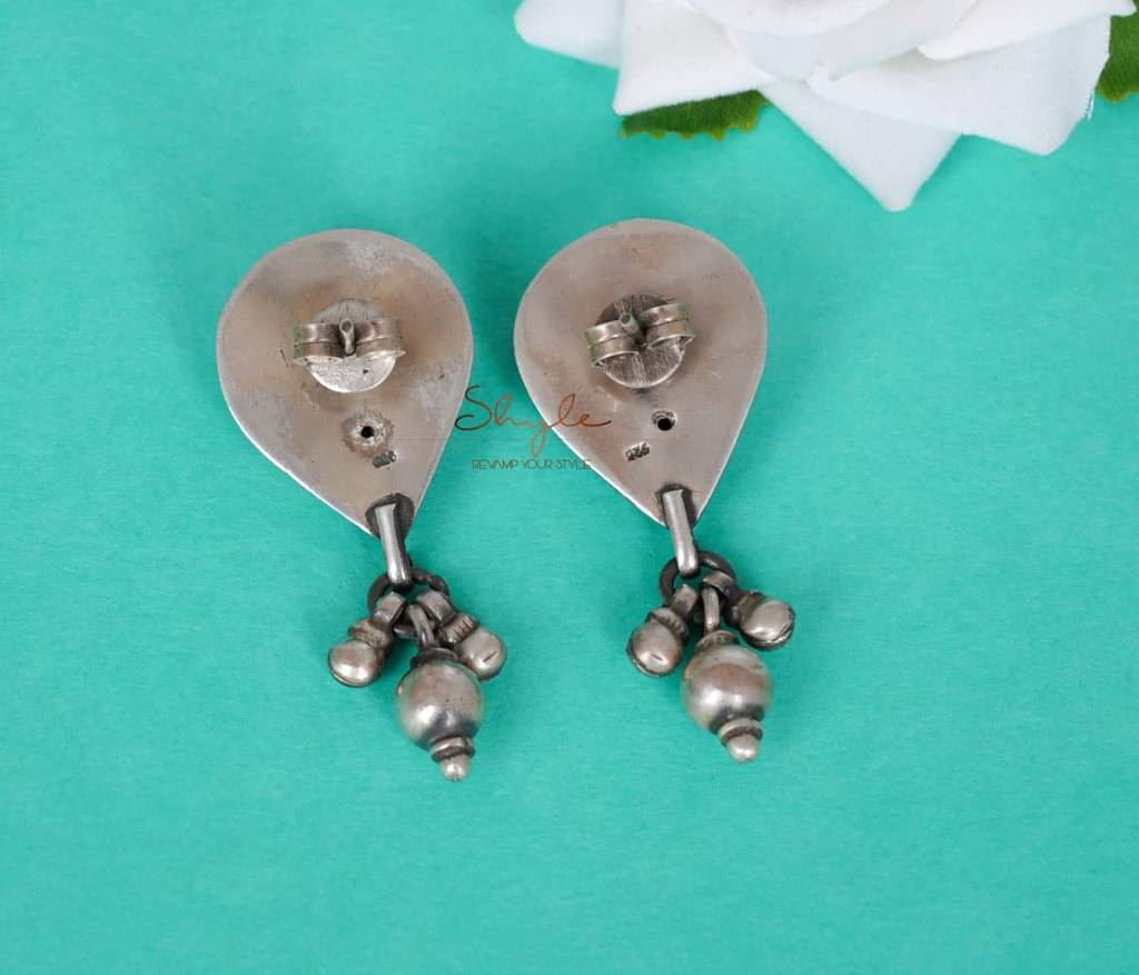 Dulari Embossed Drop Classic Earring : SE2030-1
