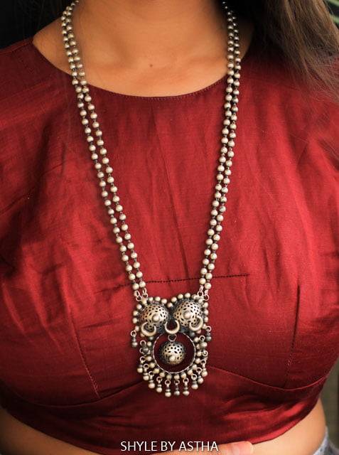 Tattva Finely Carved Ghughri Necklace : SN176-1-2-1-1