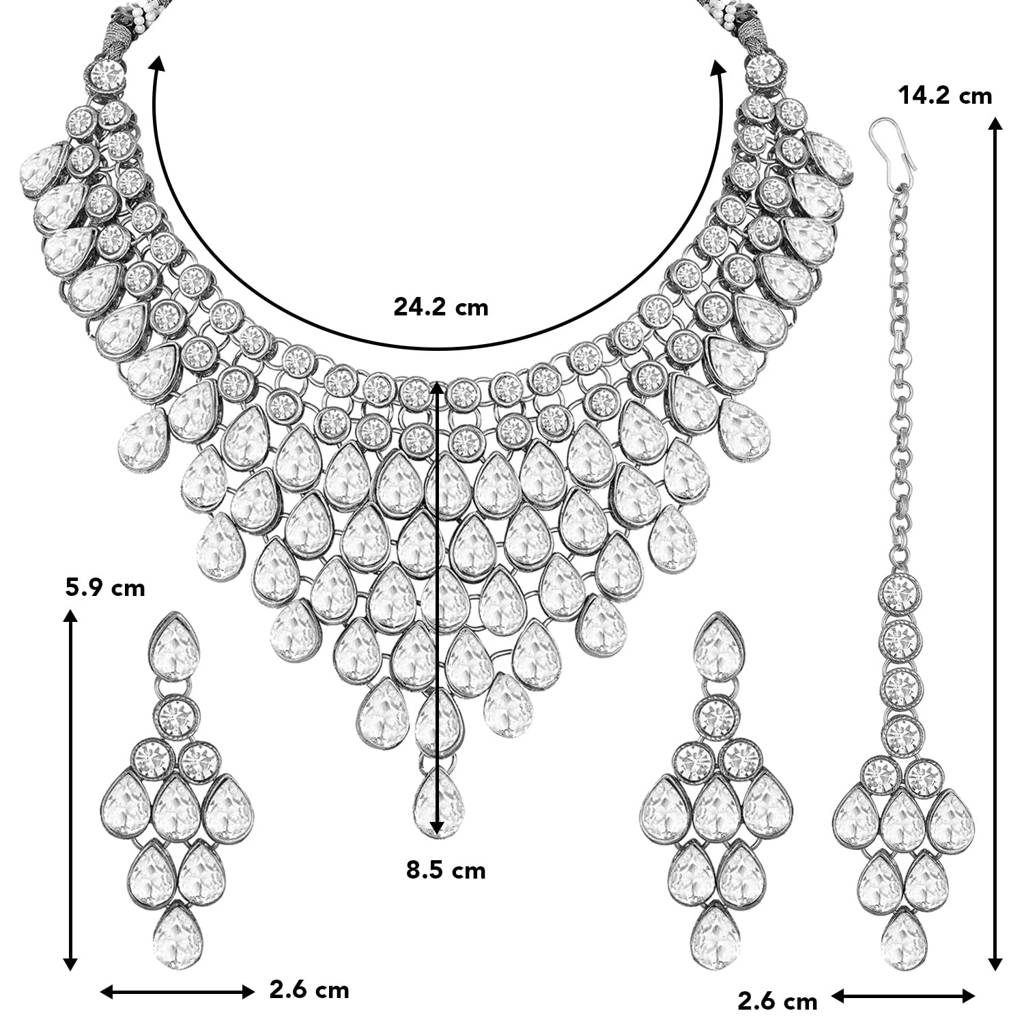 Gold-Plated Brass And Kundan Jewellery Set With Earrings Mang Tika For Women & Girls-Pf25Brc002 : PF25BRC002RW