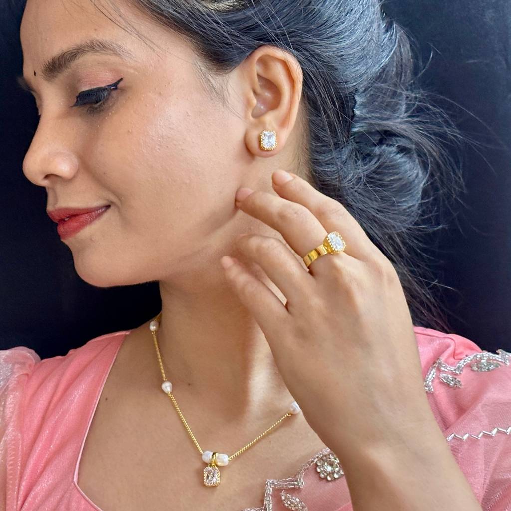 Imperial Mist Pearl Set Combo : JPJUN-25-013