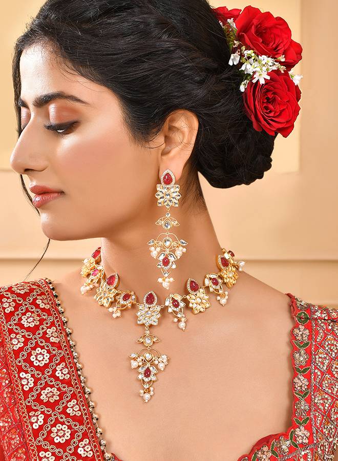 Samreen Statement Necklace Set : 8905124516678