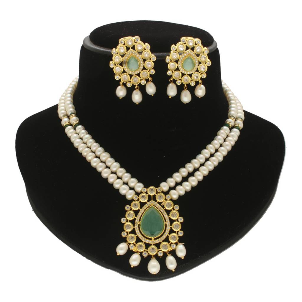 Shalin Exquisite Pearl Necklace Set : JPSEP-24-015