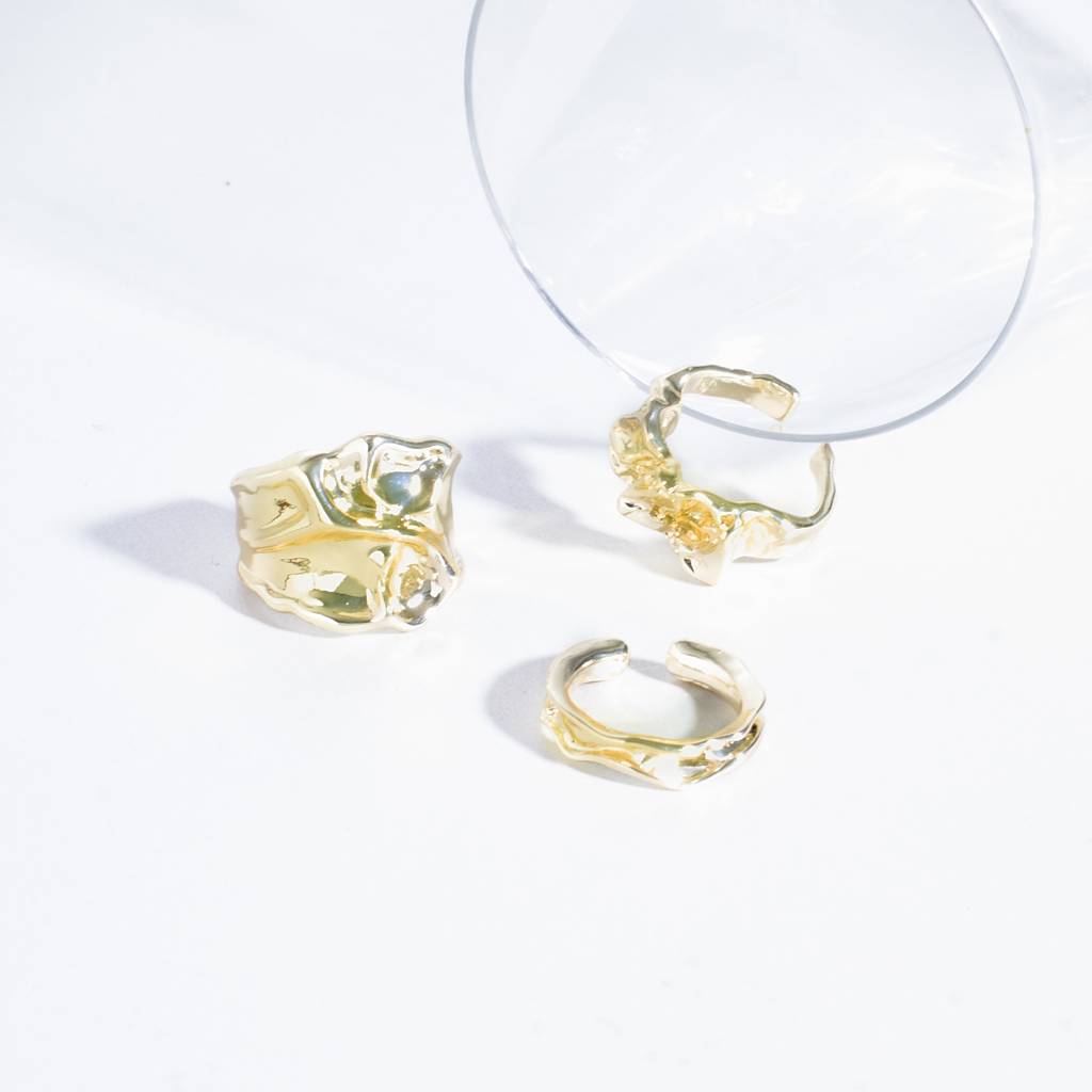 Elegance Gold Chunky Design Ring : RC34132-G