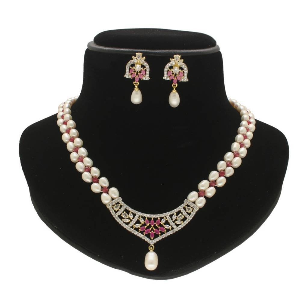 Belinha Pearl Necklace Set : JPAPR-25-008