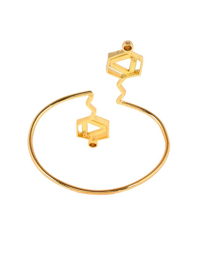Benzene Enamelled Hexagons Cuff Bracelet : 8905124456769