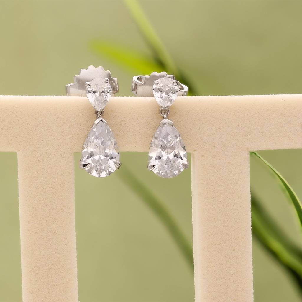 Teardrop Cz Drop Earrings In 925 Silver : SE_000560