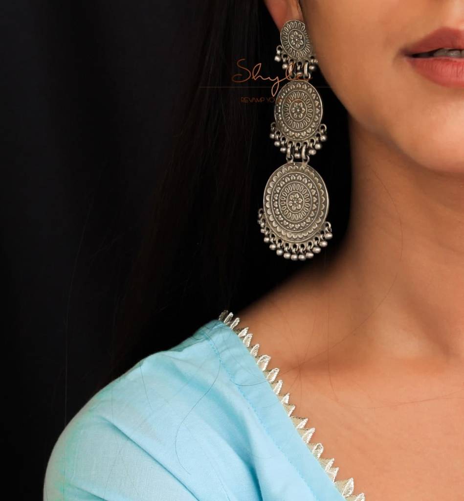 Anvaya Intricate Triple Layered Timeless Earrings : SE1635