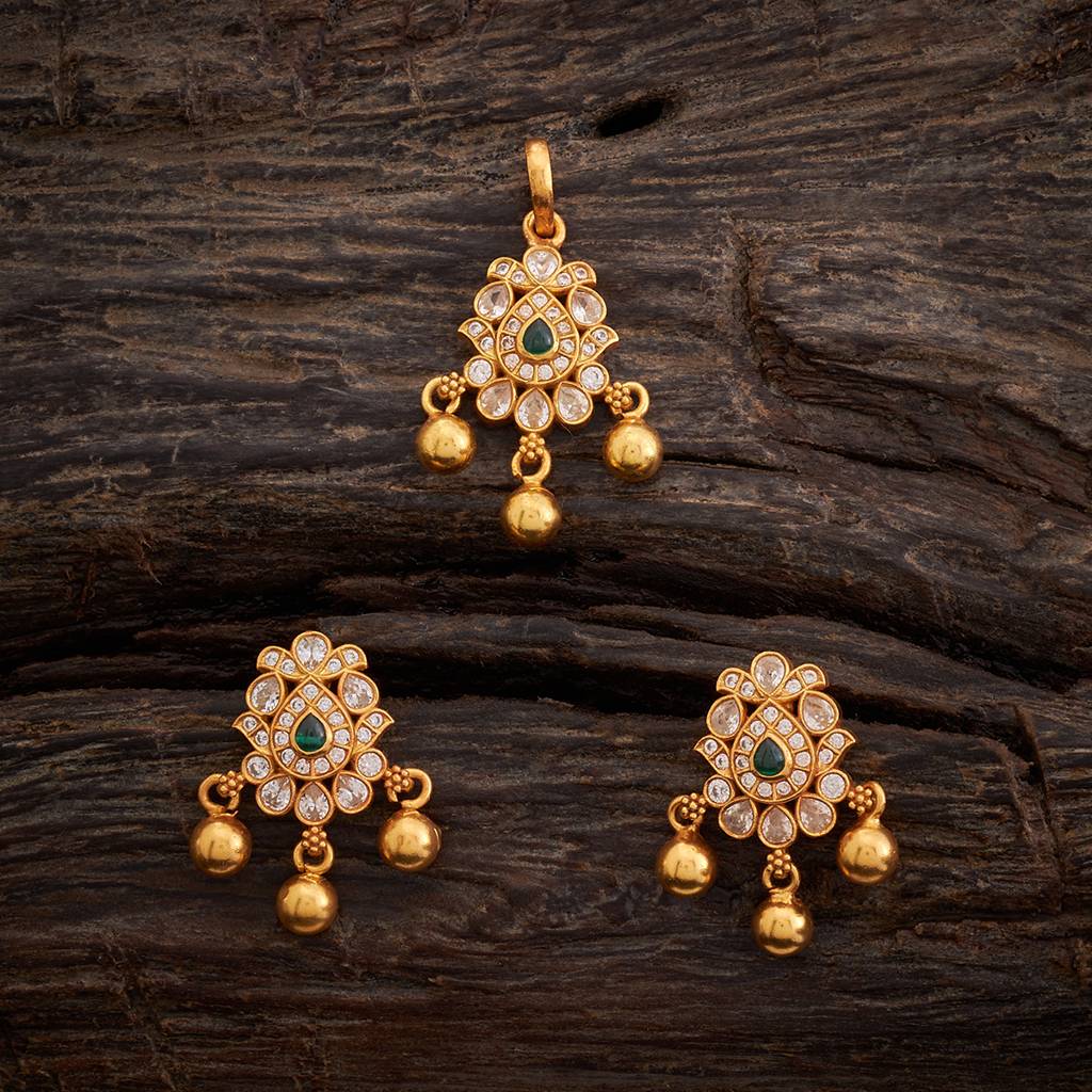 Kushal'S Fashion Jewellery Gold-Plated Ethnic 92.5 Pure Silver Temple Pendant Set-158344 : 426712