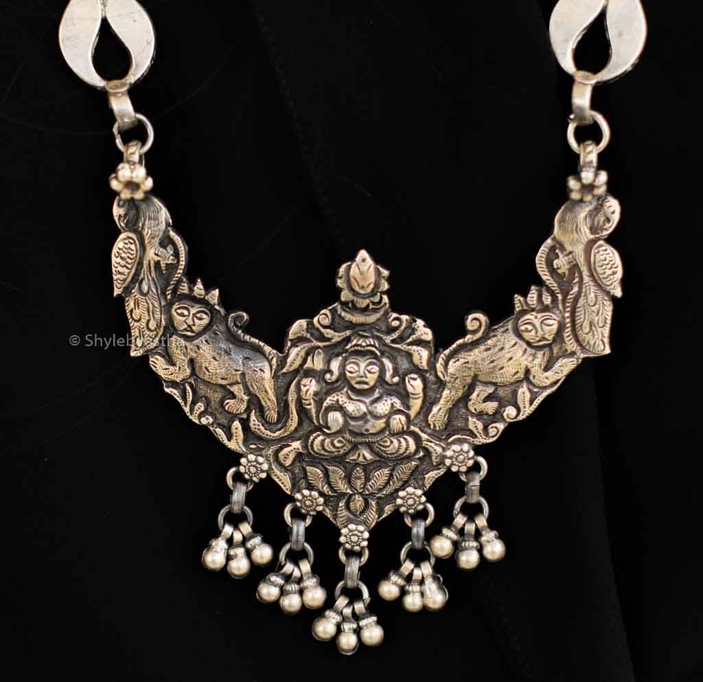 Anvaya Durga Embossed Necklace : SN215