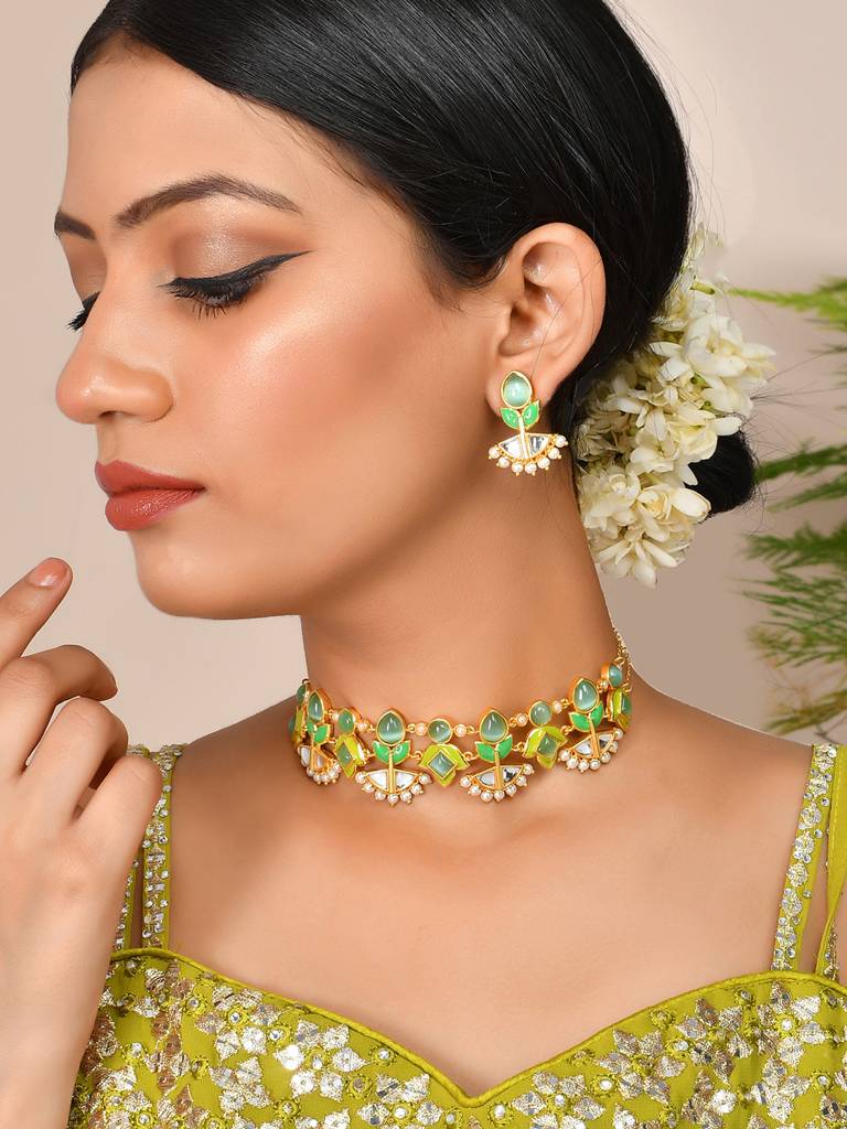 Forever More Lotus Choker Necklace Set : 8905124498264