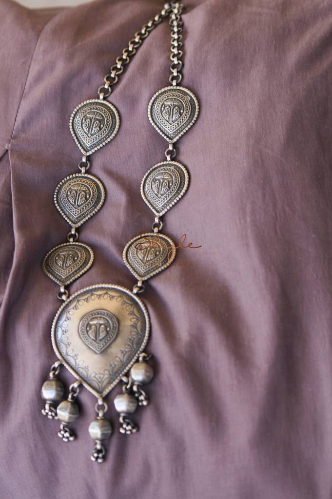 Tattva Intricate Vintage Inspired Statement Necklace : SN1140