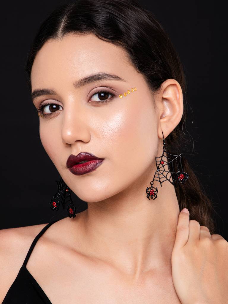 Venomous Web Drop Earrings : ES14239-BLK-RED