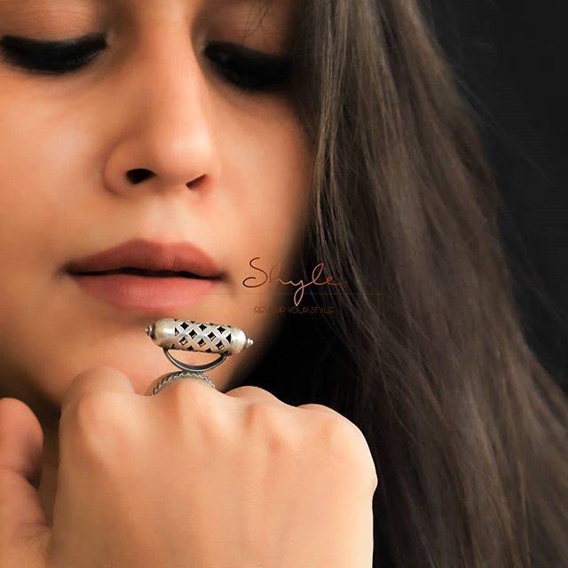 Qurbat Jharonkha Inspired Embossed Ring : SR500