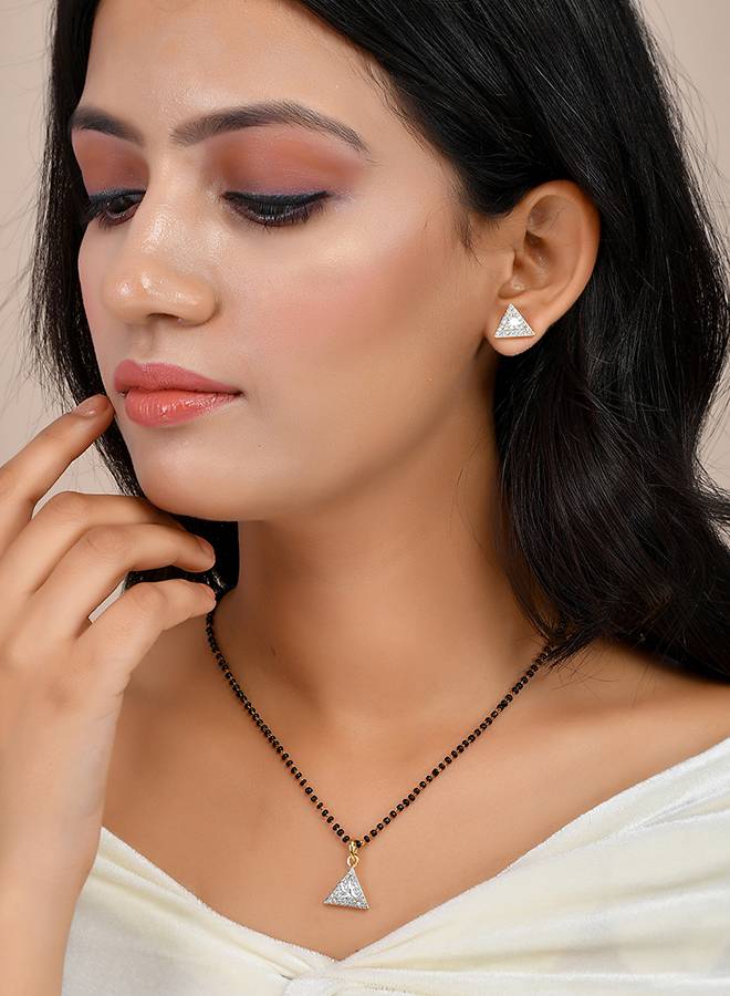 Sparkling Essential White Cz Studded Triangular Gold Plated Mangalsutra Set : 8905124495140