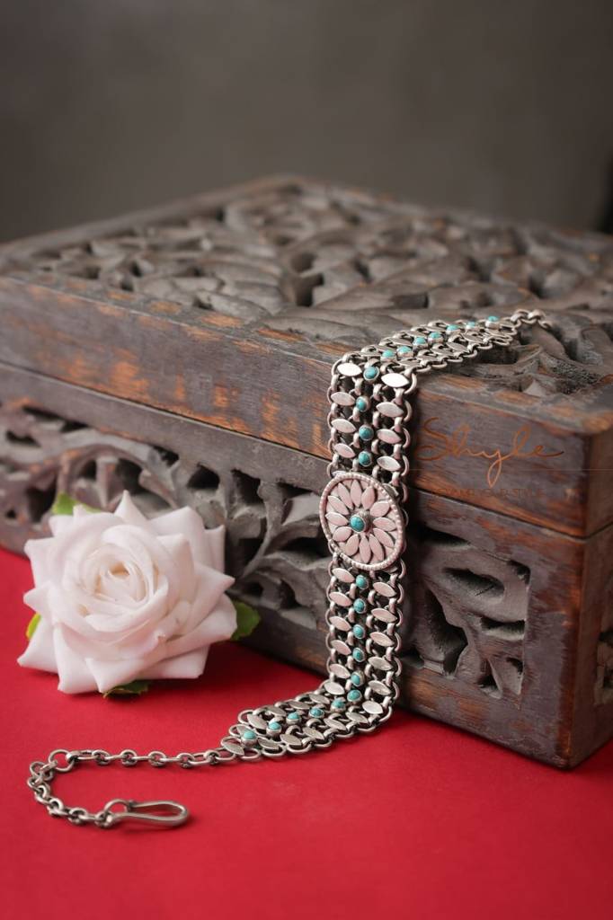 Mizoya Flower Motif Turquoise Jadau Choker Set : SN4060