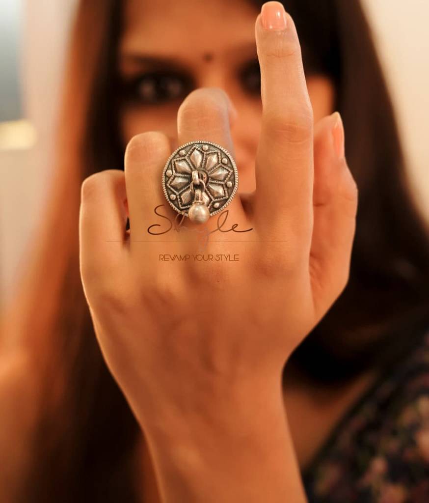 Mizoya Tribal Intricate Motif Ball Drop Ring : SR3069
