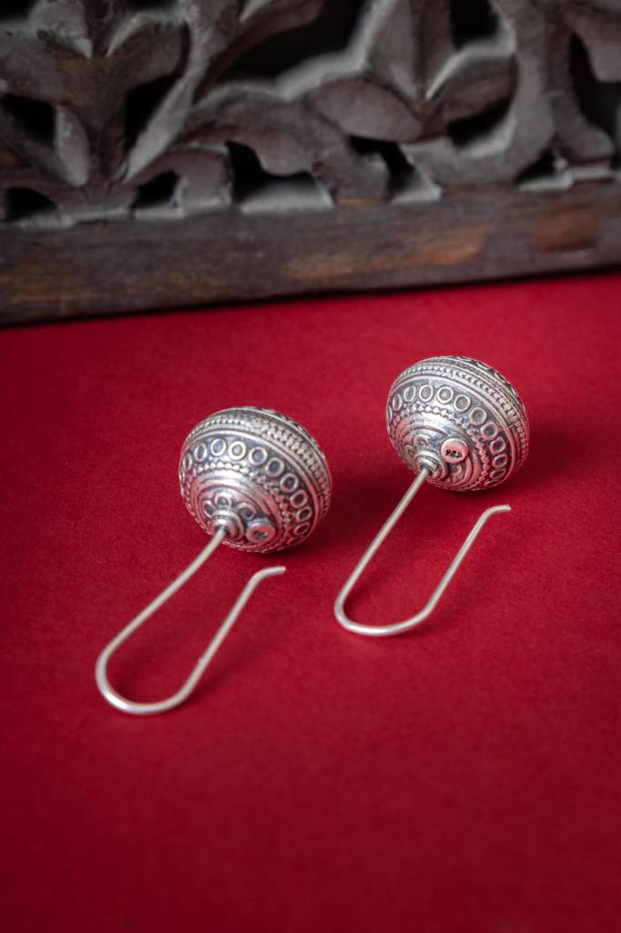 Moh Intricate Bead Versatile Earrings : SE405060