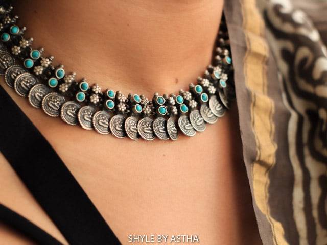 Tattva Turquoise Sequence Necklace Earring Set : SN1056