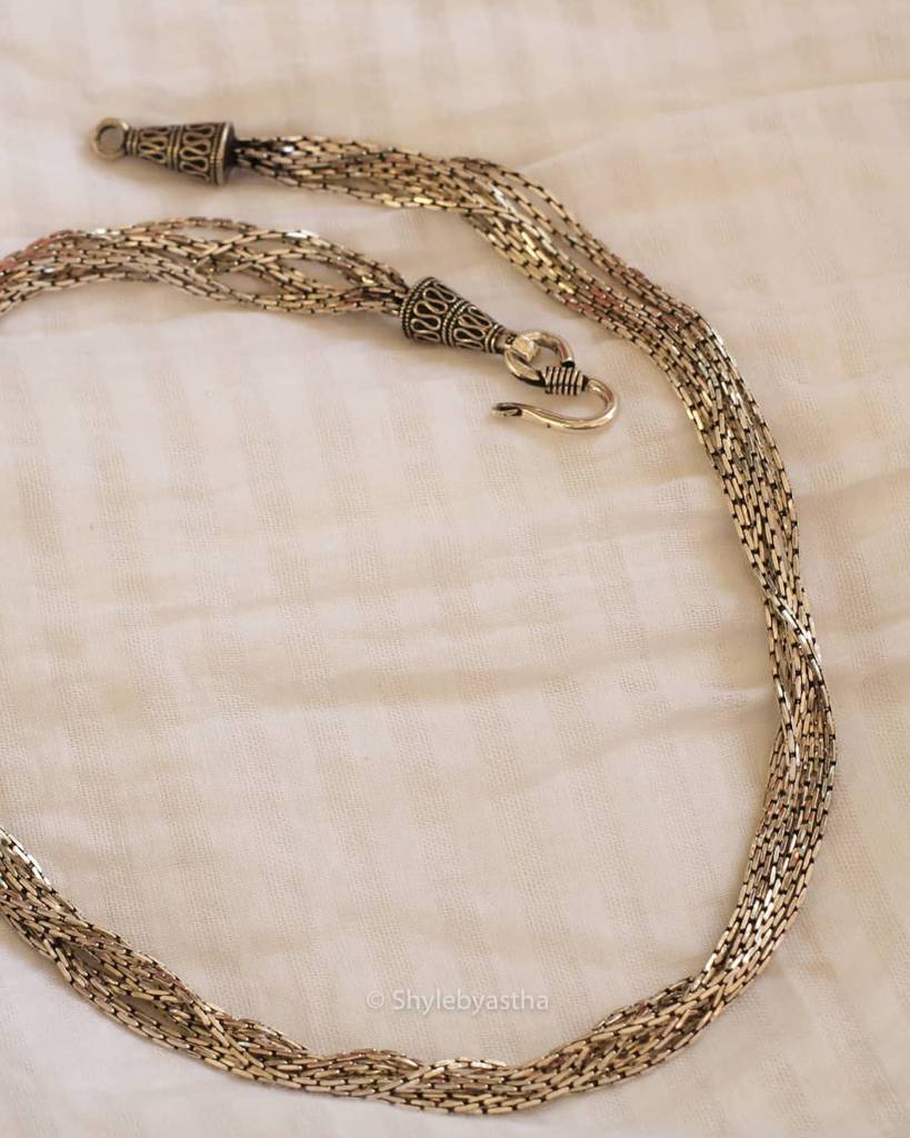 Adya Strangled Silver Chain Necklace : SN233-1