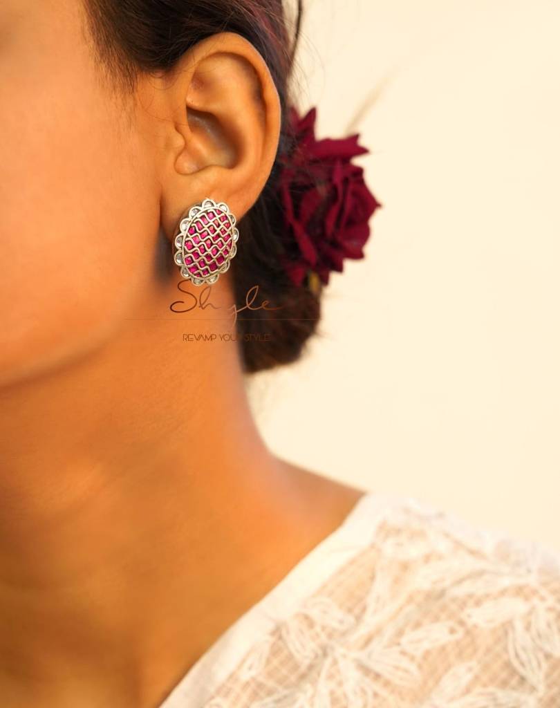 Essence Fine Kundan Stud Earrings : SE3041