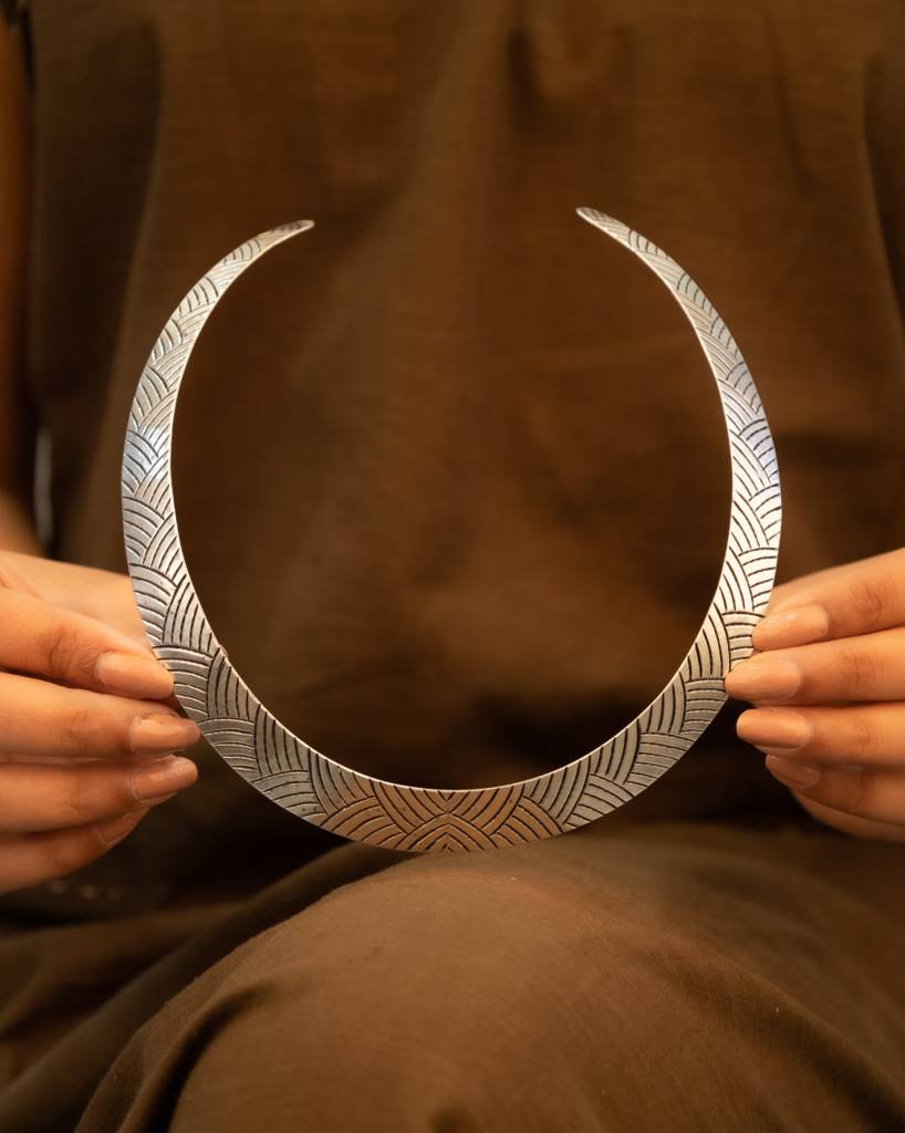 Mizoya Braid Sequence Engraved Versatile Hasli : SN92421