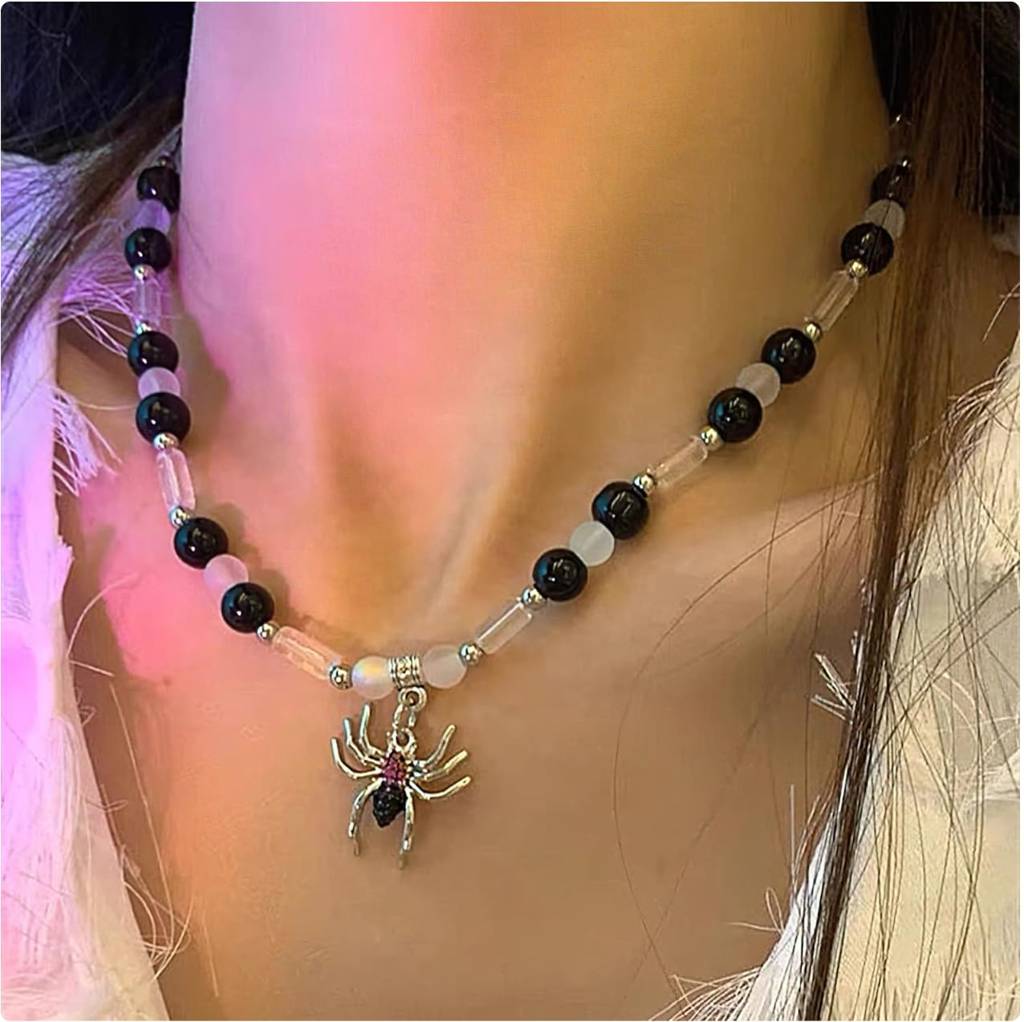 Cursed Spider Necklace : NS12216