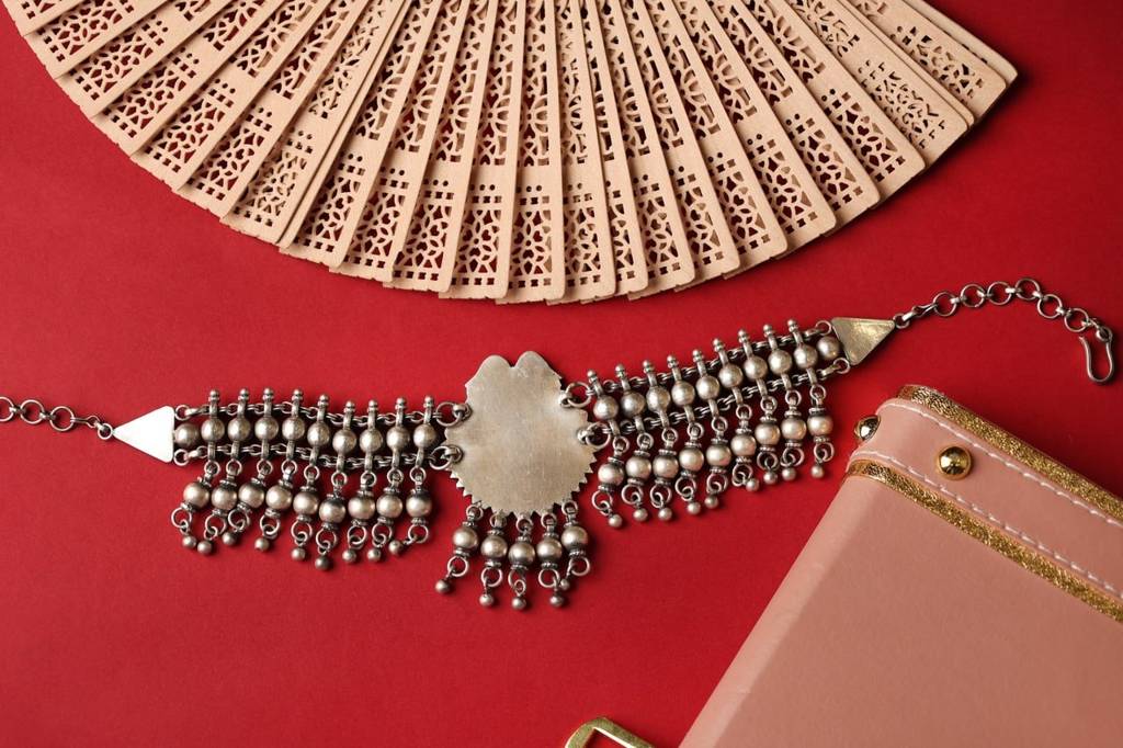 Tattva Jadau Raani Ghughri Ball Choker : SN2011