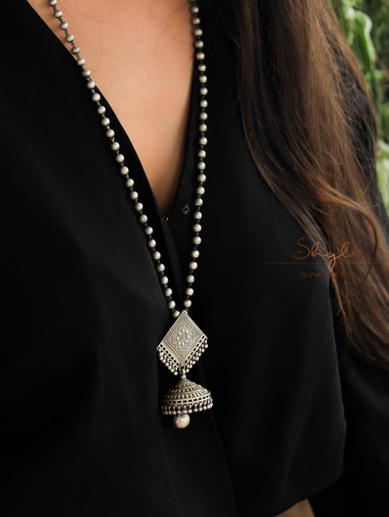 Dulari Intricate Jhumka Ball Necklace : SE628