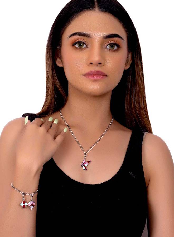 Beautiful Enameled Charms Pendant With Bracelet : 8905124141177