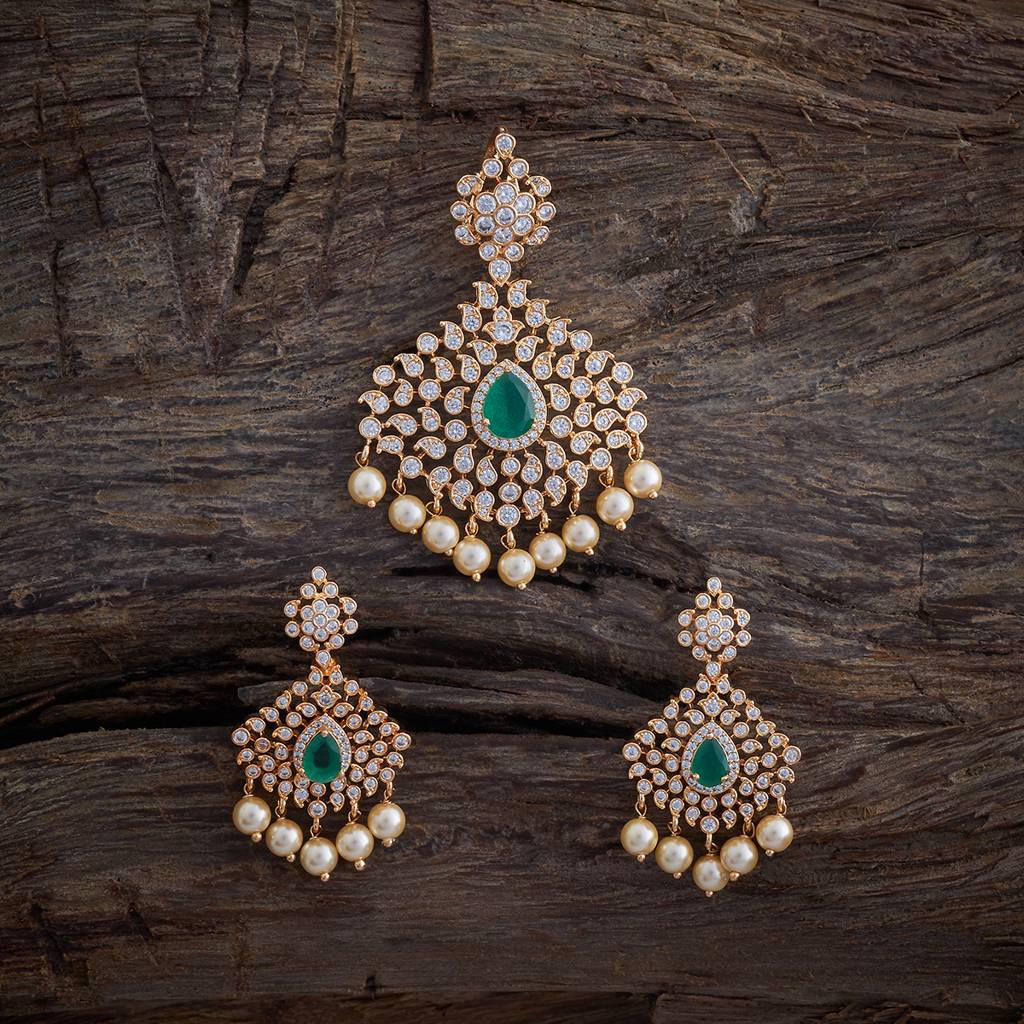 Kushal'S Fashion Jewellery Green Gold-Plated Party Zircon Pendant Set -173243 : 415870