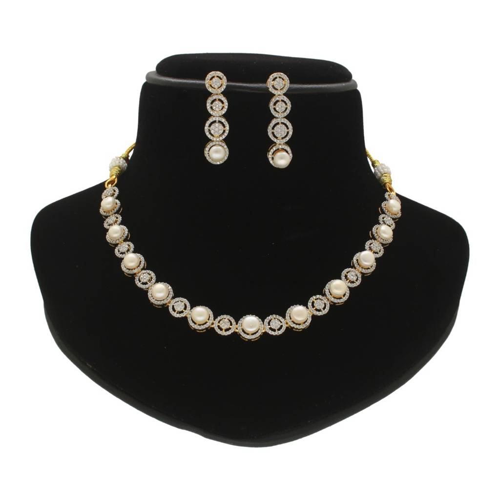 Ravishing Luxy Pearl Necklace Set : JPJUN-25-002