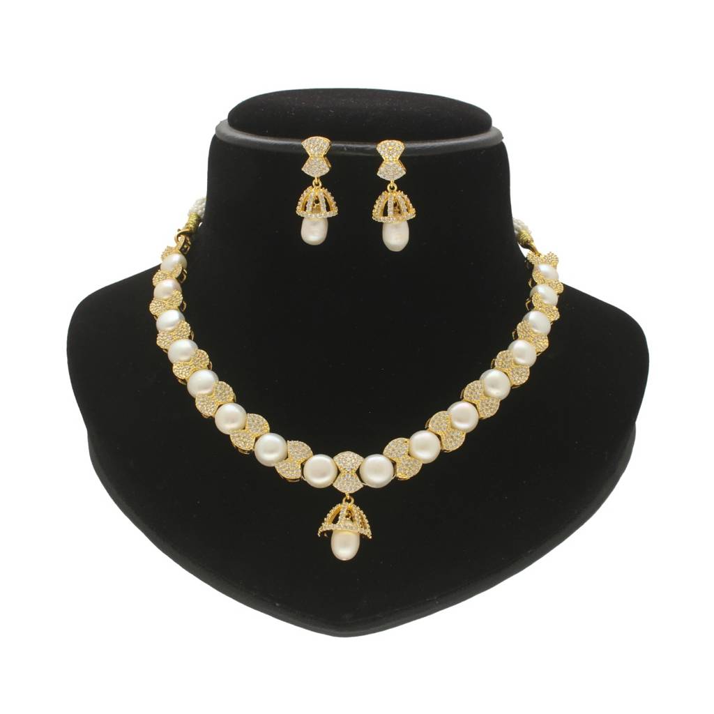 Shine Pearl Necklace Set : JPFEB-24-005