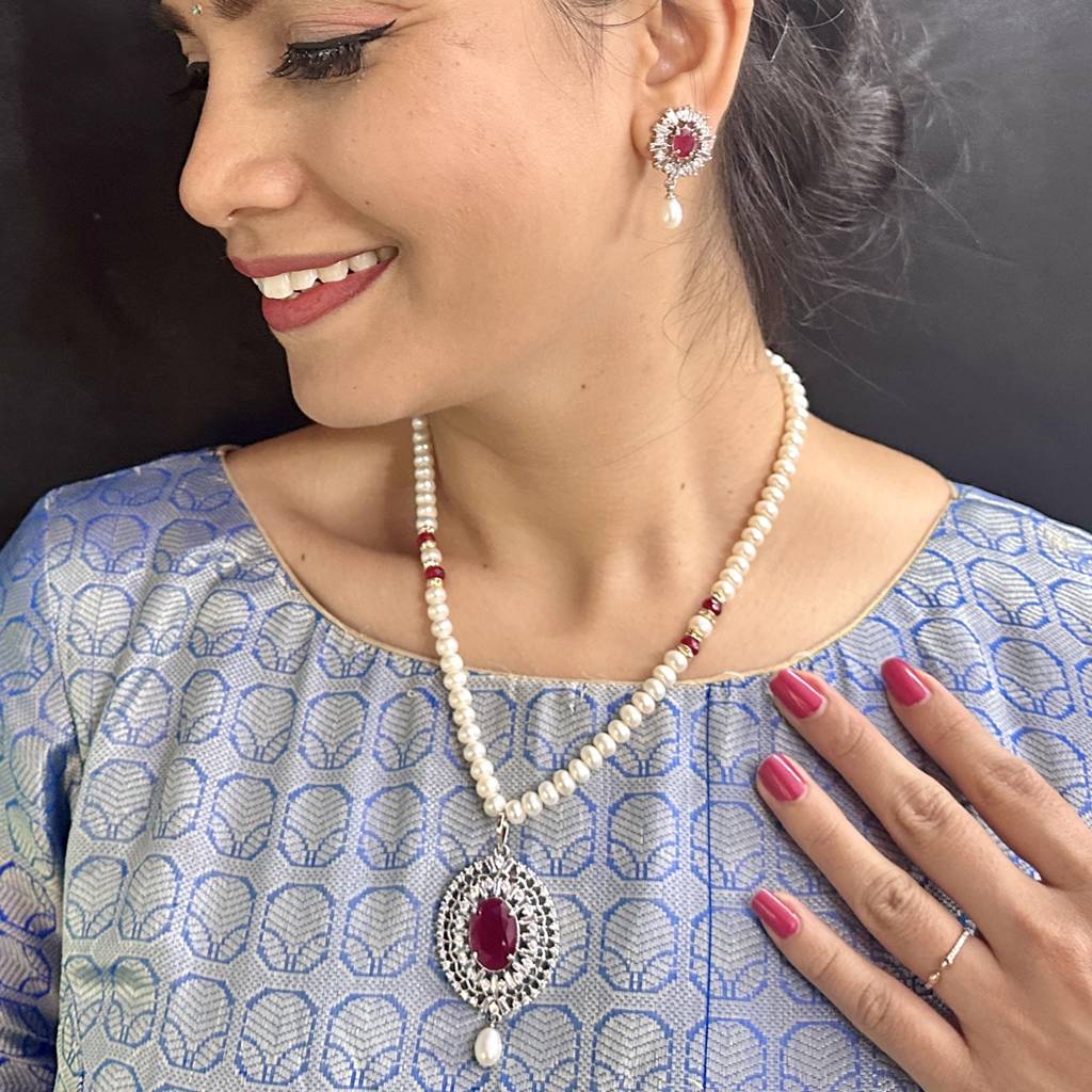 Darsh Pearl Necklace Set : JPSEP-24-019