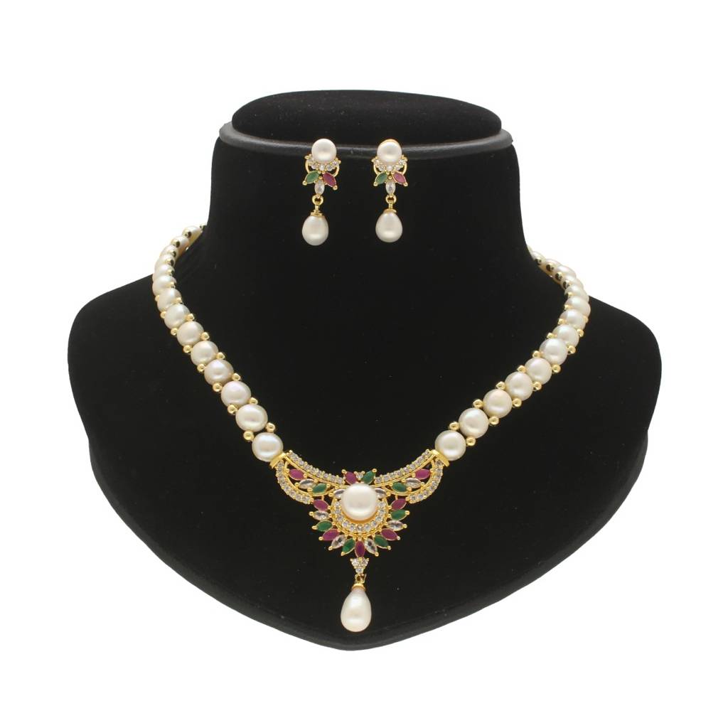 Glittering Pearl Necklace Set : JPFEB-24-015