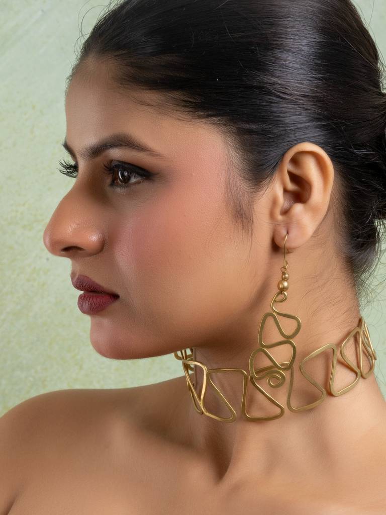 Golden Dokra Brass Choker Necklace Set With Earring : LAANP269