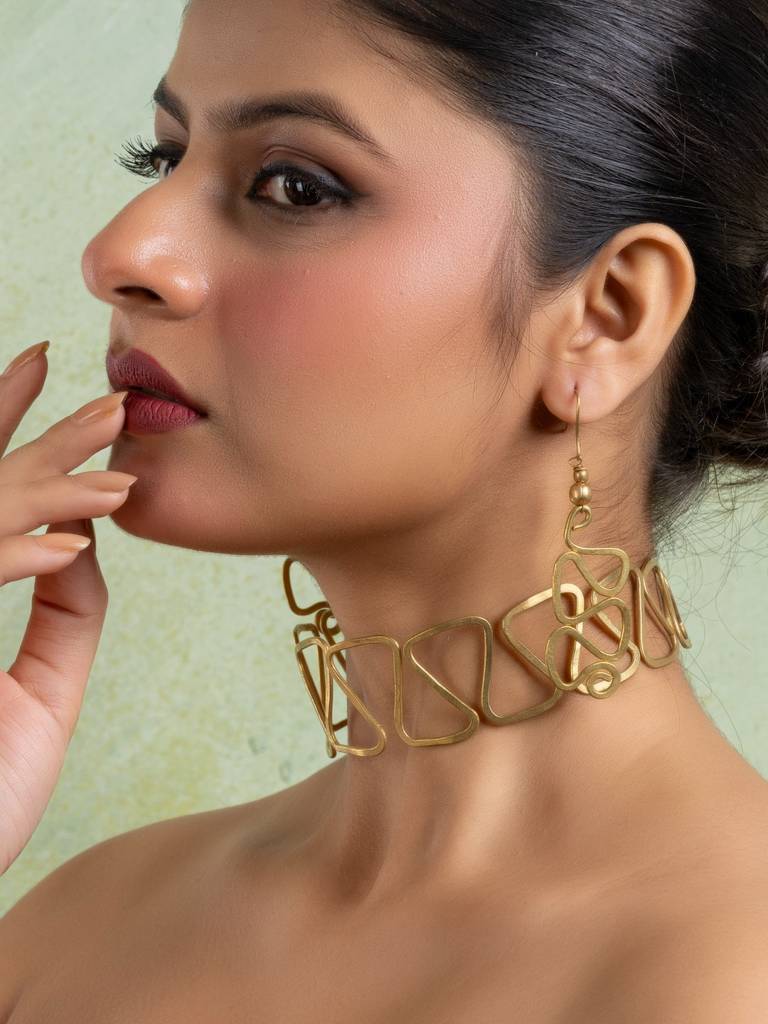 Golden Dokra Brass Choker Necklace Set With Earring : LAANP269
